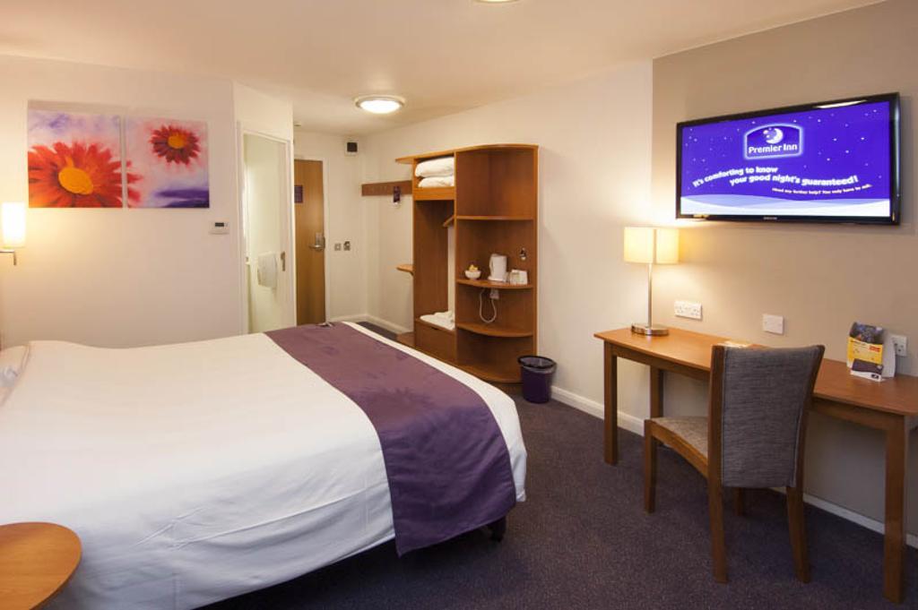 Premier Inn Glenrothes Eksteriør billede