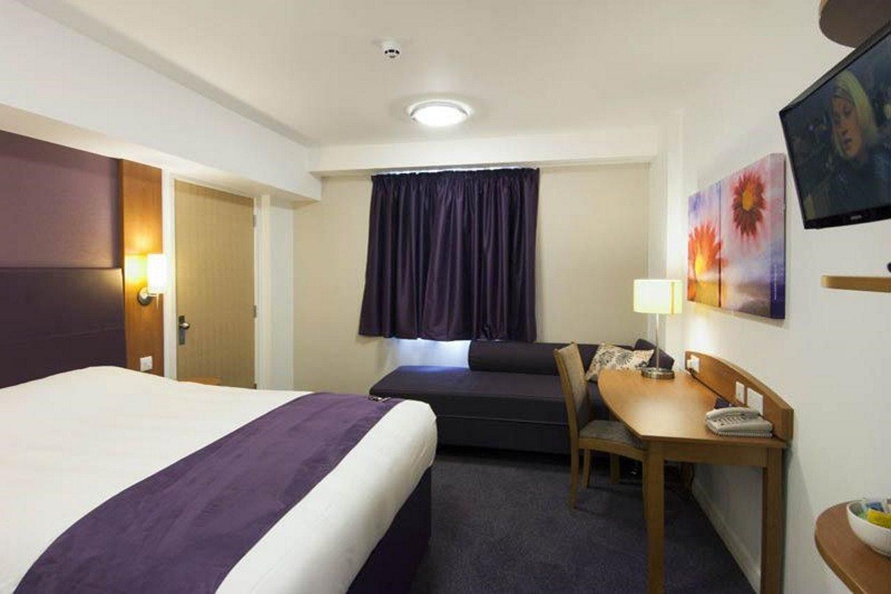 Premier Inn Glenrothes Eksteriør billede