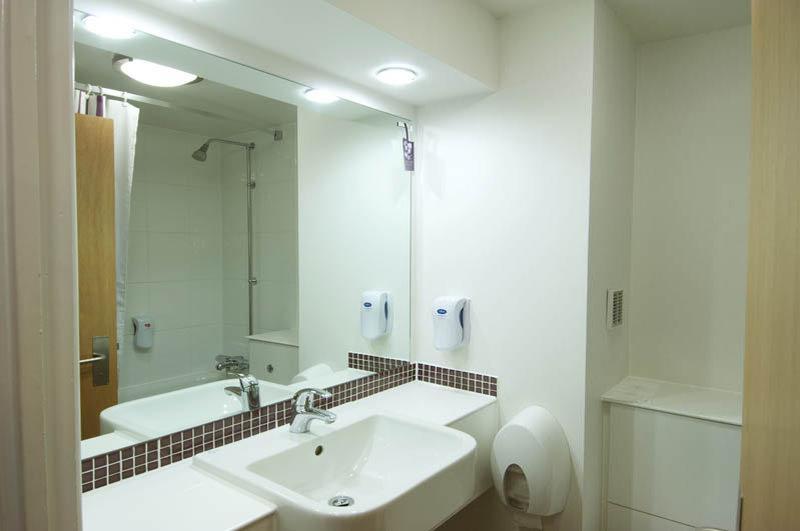 Premier Inn Glenrothes Eksteriør billede